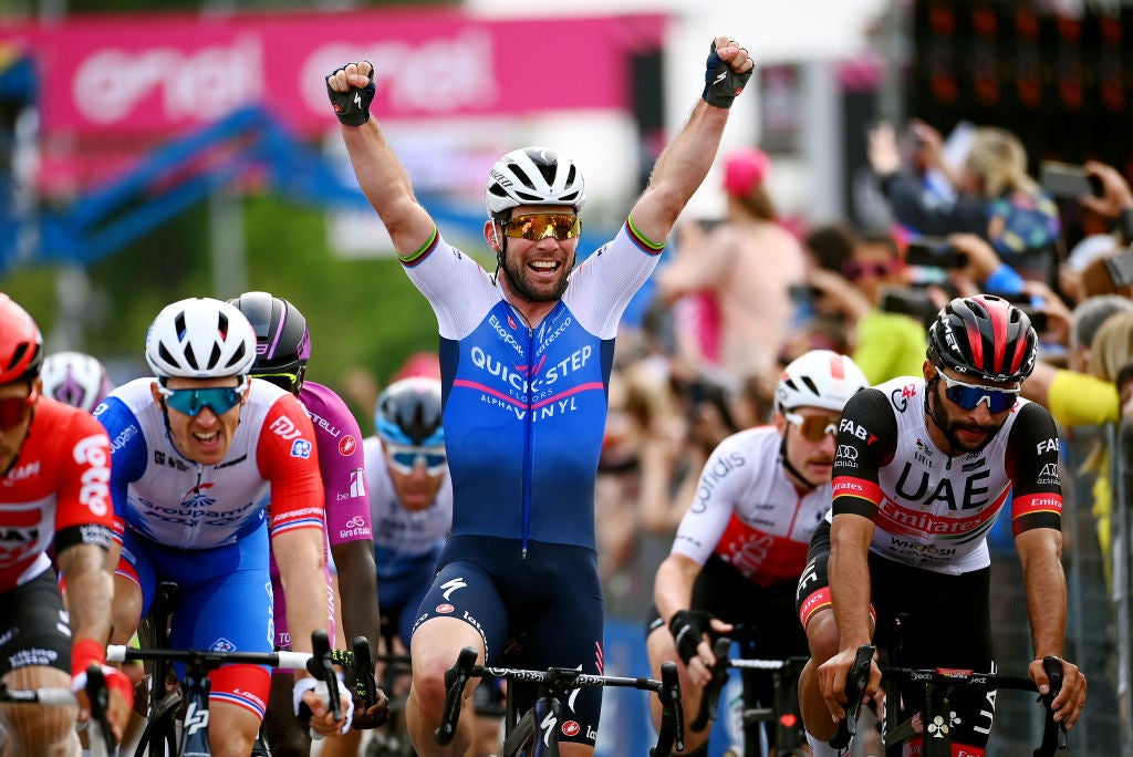 BALATONFURED, HUNGARY - MAY 08: Mark Cavendish of United Kingdom and Team Quick-Step - Alpha Vinyl celebrates winning during the 105th Giro d'Italia 2022, Stage 3 a 201km stage from Kaposvár to Balatonfüred / #Giro / #WorldTour / on May 08, 2022 in Balatonfured, Hungary. (Photo by Tim de Waele/Getty Images)