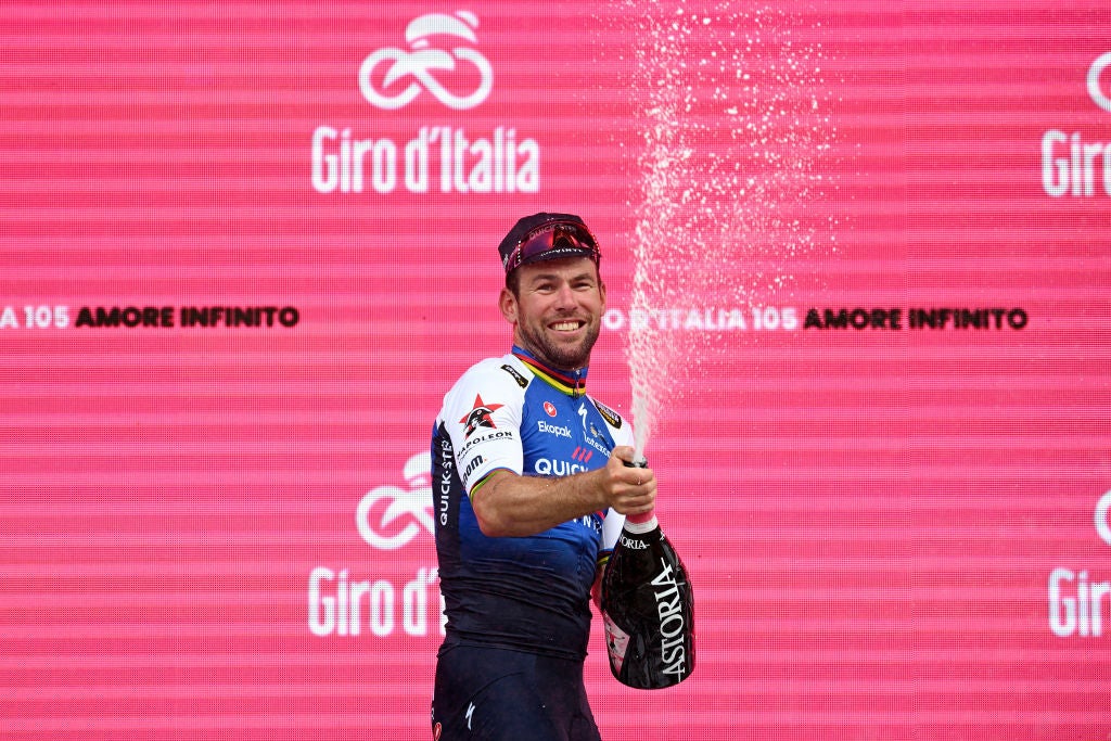 BALATONFURED, HUNGARY - MAY 08: Mark Cavendish of United Kingdom and Team Quick-Step - Alpha Vinyl celebrates winning the stage on the podium ceremony after the 105th Giro d'Italia 2022, Stage 3 a 201km stage from Kaposvár to Balatonfüred / #Giro / #WorldTour / on May 08, 2022 in Balatonfured, Hungary. (Photo by Stuart Franklin/Getty Images)