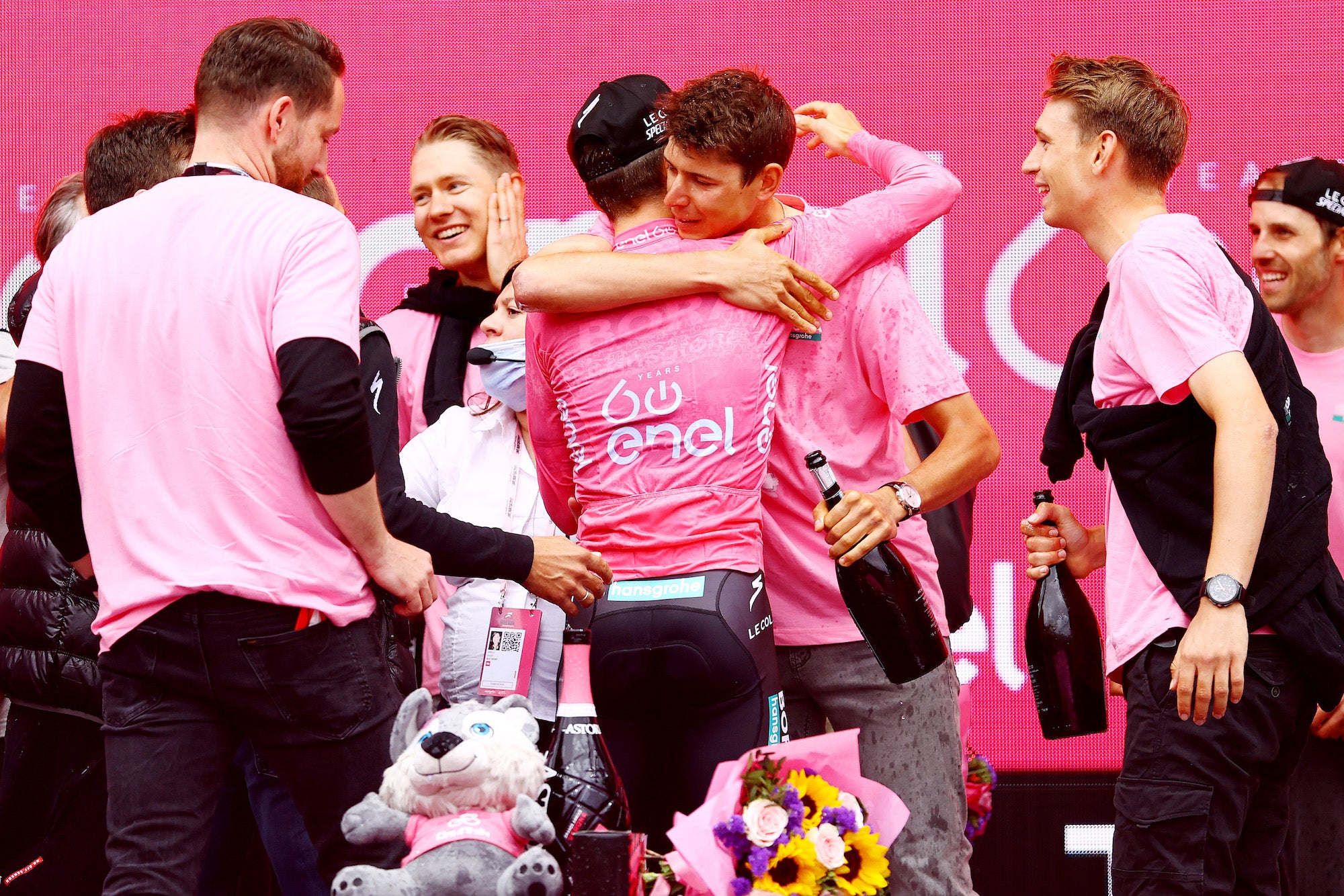 Behind every winner there is a team of support, and this Giro was full of 'unsung heroes.'