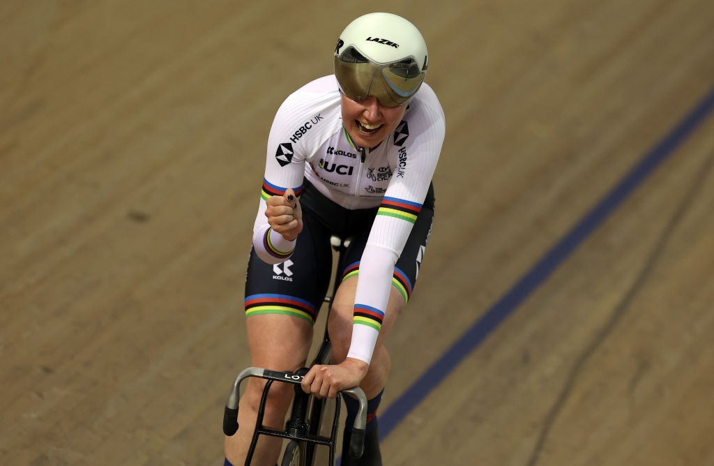 Katie Archibald celebrates a win in the Women's Omnium tempo race in Glasgow