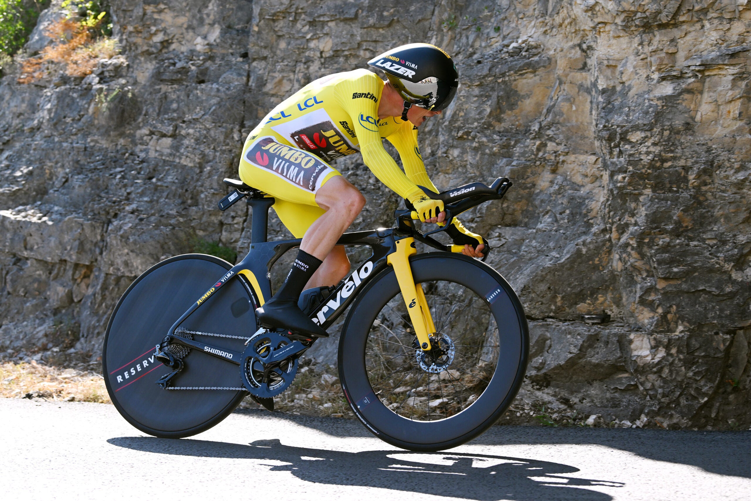 ROCAMADOUR, FRANCE - JULY 23: Jonas Vingegaard Rasmussen of Denmark and Team Jumbo - Visma Yellow Leader Jersey sprints during the 109th Tour de France 2022, Stage 20 a 40,7km individual time trial from Lacapelle-Marival to Rocamadour / #TDF2022 / #WorldTour / on July 23, 2022 in Rocamadour, France. (Photo by Dario Belingheri/Getty Images)