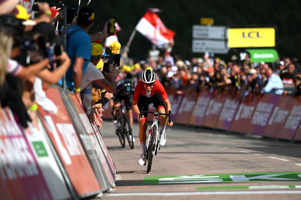 Cecilie Uttrup Ludwig sprints for third on Grand Ballon