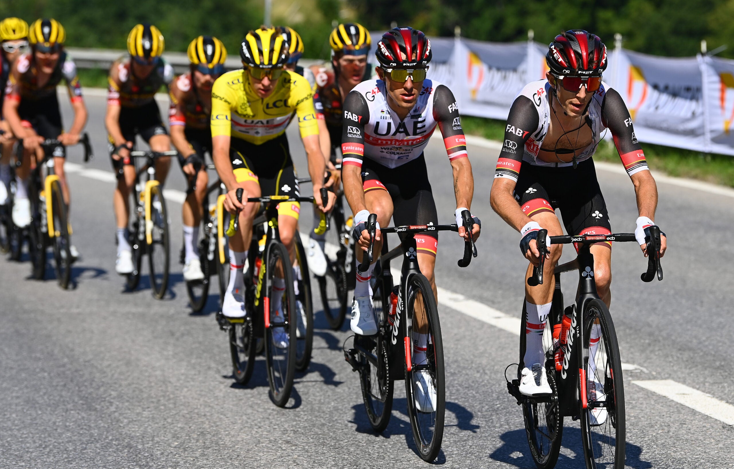 CHÂTEL - LES PORTES DU SOLEIL, FRANCE - JULY 10: George Bennett of New Zealand and UAE Team Emirates competes during the 109th Tour de France 2022, Stage 9 a 192,9km stage from Aigle to Châtel les portes du Soleil 1299m / #TDF2022 / #WorldTour / on July 10, 2022 in Châtel les portes du Soleil, France. (Photo by Tim de Waele/Getty Images)