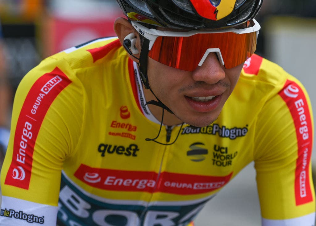Sergio Higuita wore the race leader's jersey at the Tour of Poland