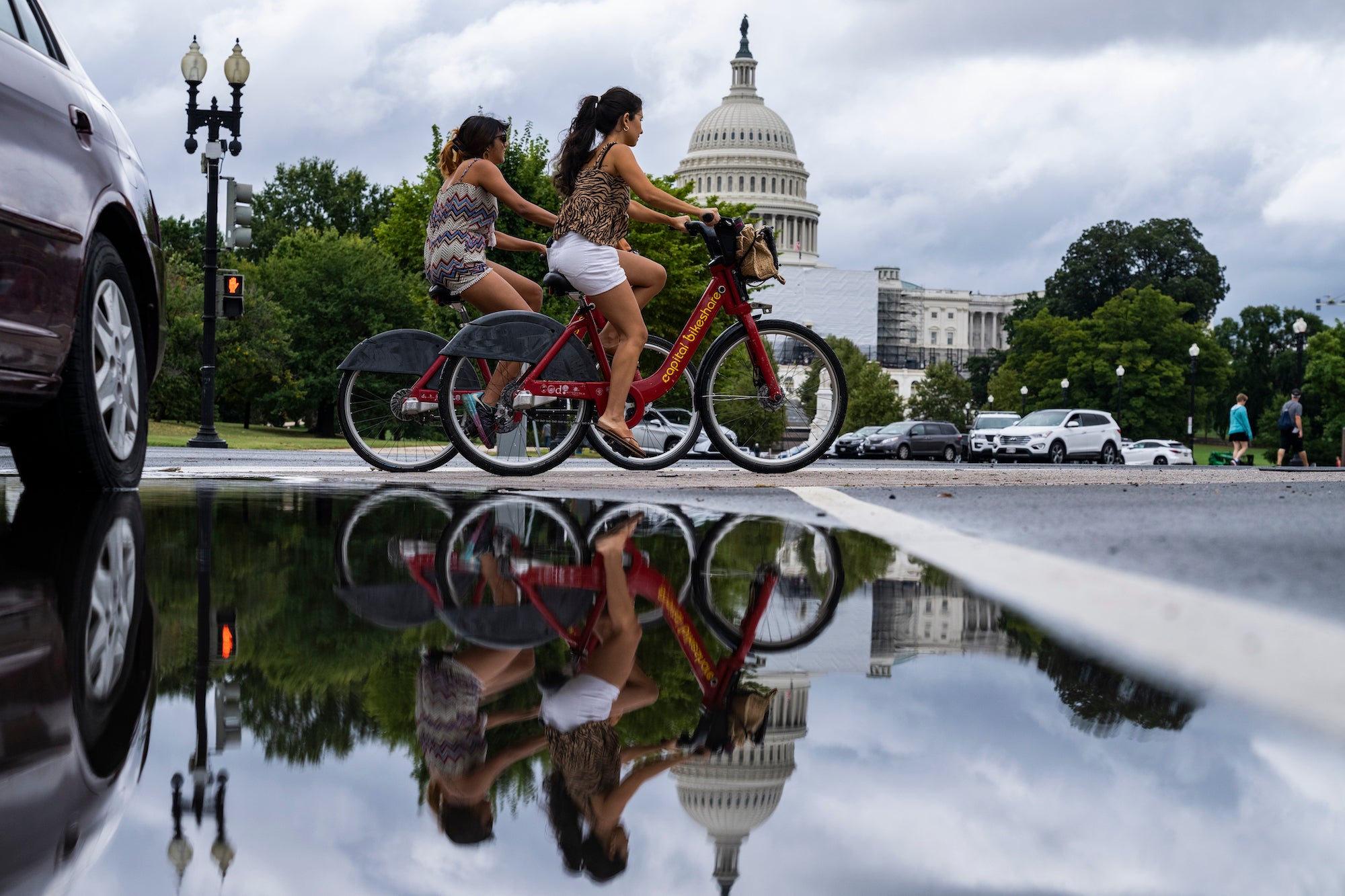 Strava is adding bike-sharing locations to its maps function.