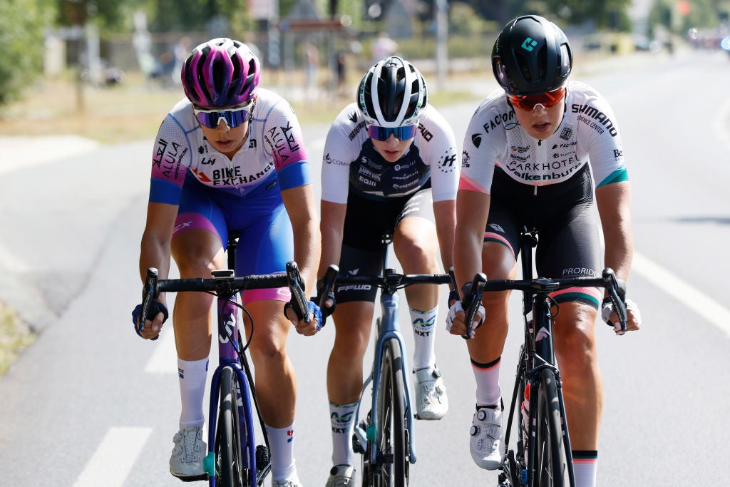 AG Insurance-NXTG rider Senne Knaven in the breakaway at the Simac Ladies Tour