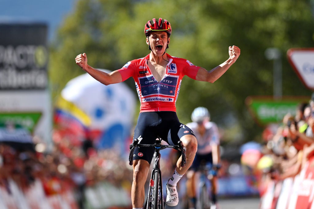 Remco Evenepoel wins stage 18 of the VUelta a Espana
