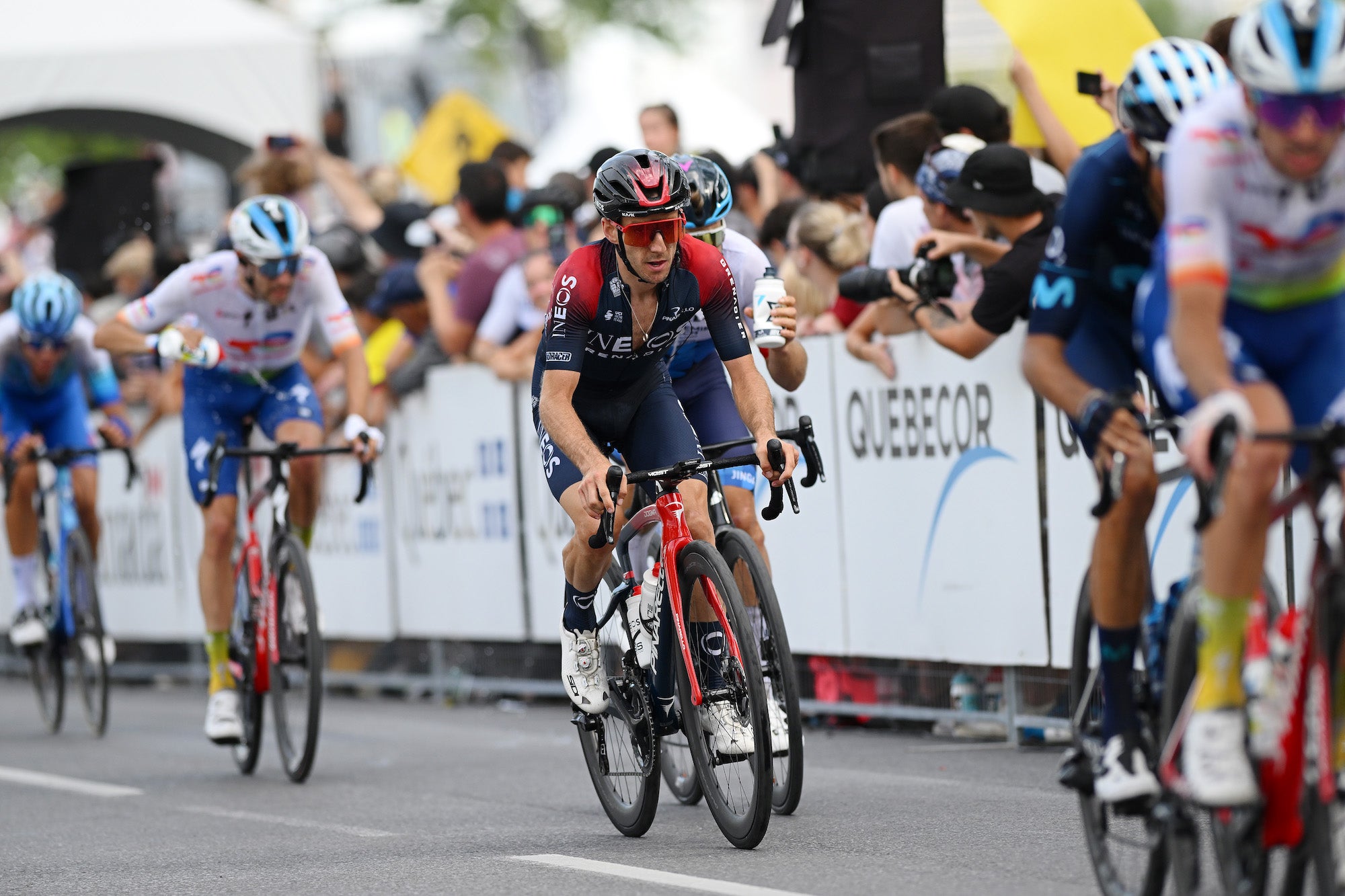 Adam Yates attacked late in the race to force the selection in Montréal.