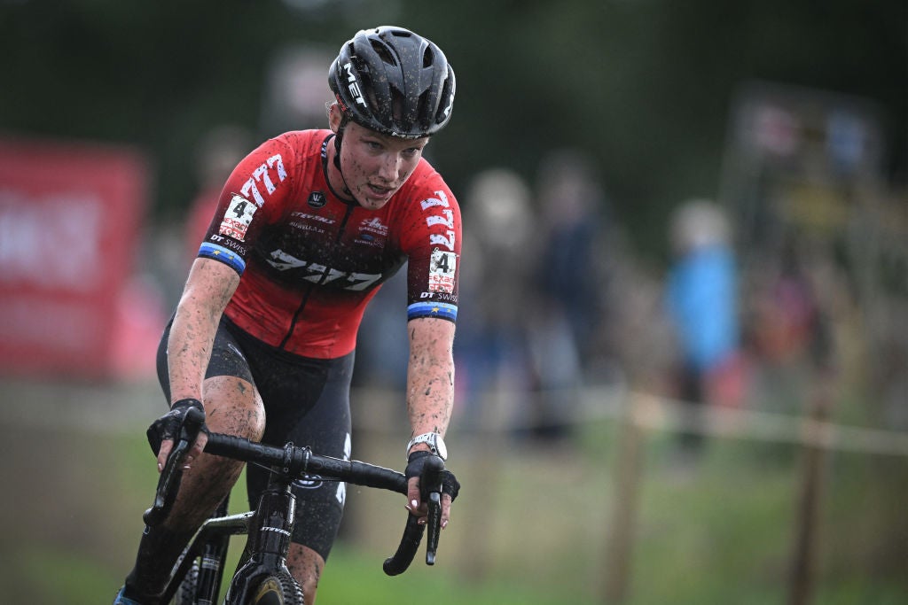 Dutch Annemarie Worst pictured in action during the women's elite race at the cyclocross cycling race in Kruibeke, the first race (out of 8) of the Exact Cross Trophy, Sunday 18 September 2022. BELGA PHOTO DAVID STOCKMAN (Photo by DAVID STOCKMAN / BELGA MAG / Belga via AFP) (Photo by DAVID STOCKMAN/BELGA MAG/AFP via Getty Images)