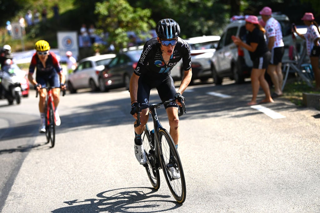 ROmain Bardet attacks during the Tour de France