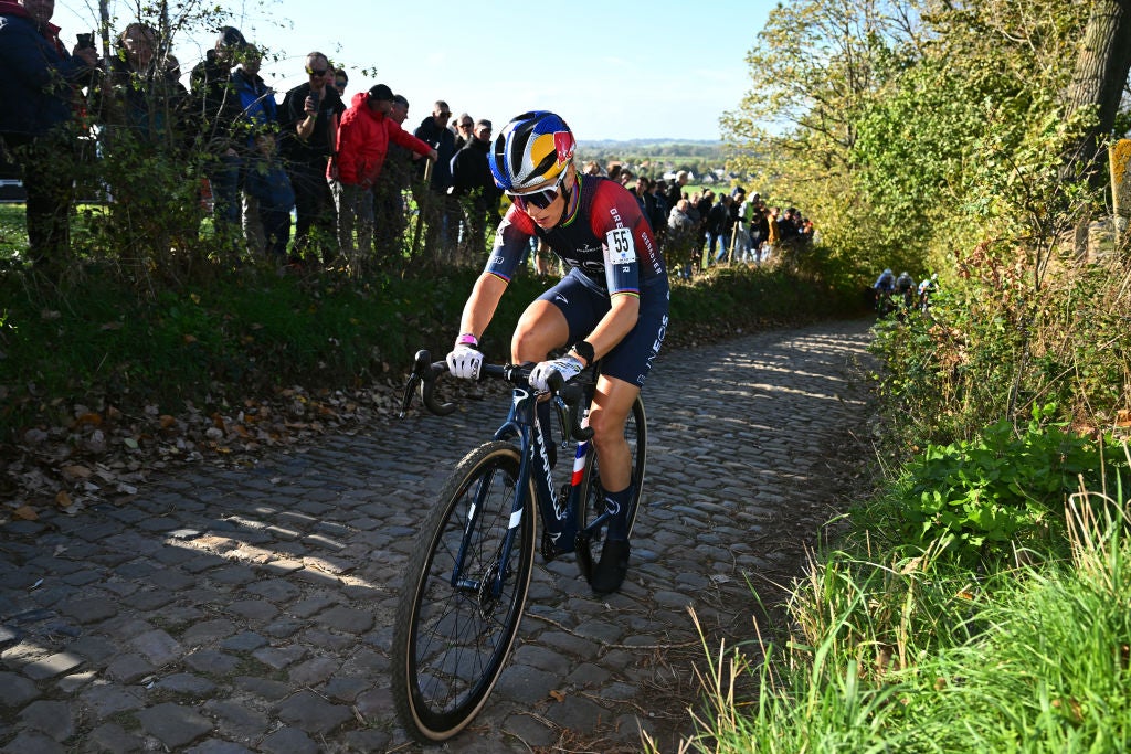 Pauline Ferrand-Prévot riding up the Koppenberg before her mishap