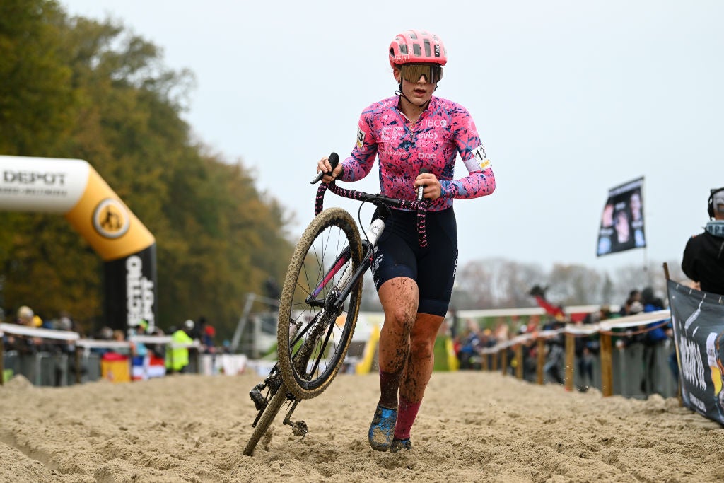 Zoe Backstedt racing in Belgium