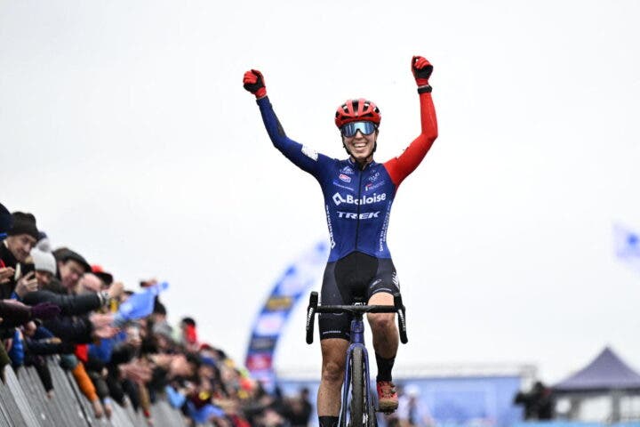 Shirin van Anrooij wins in Koksijde
