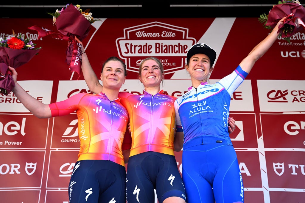 Demi Vollering and Lotte Kopecky gave SD Worx a 1-2 at Strade Bianche