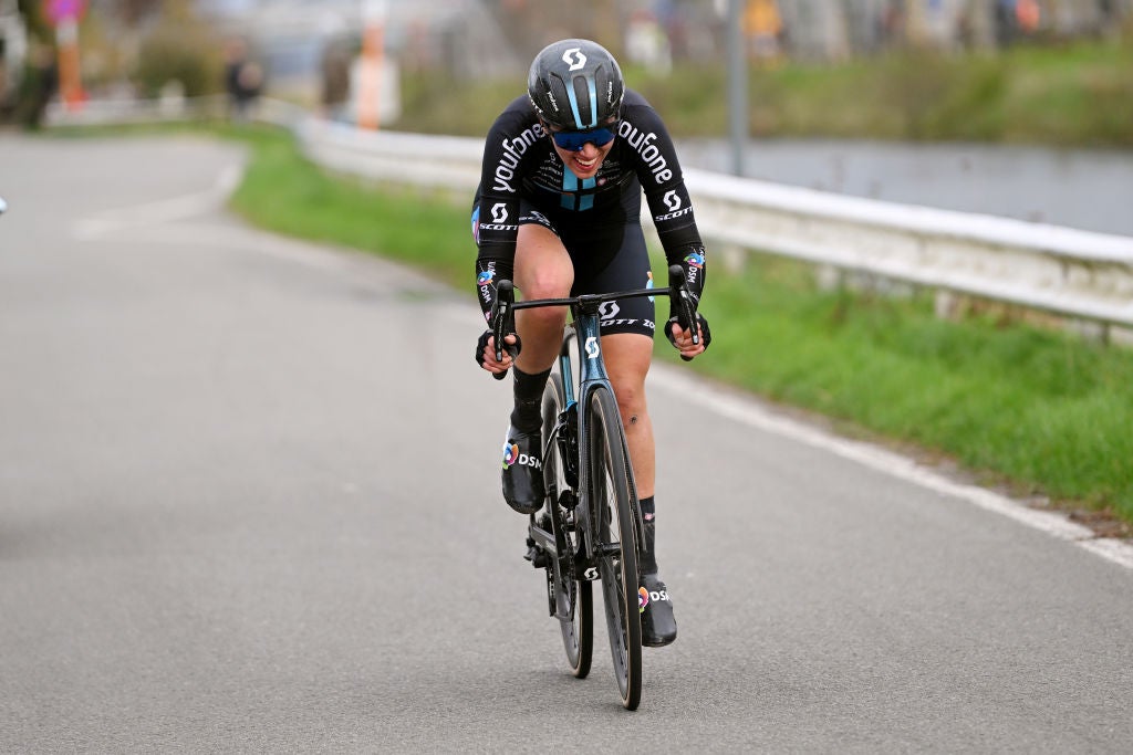 Pfeiffer Georgi soloed to victory