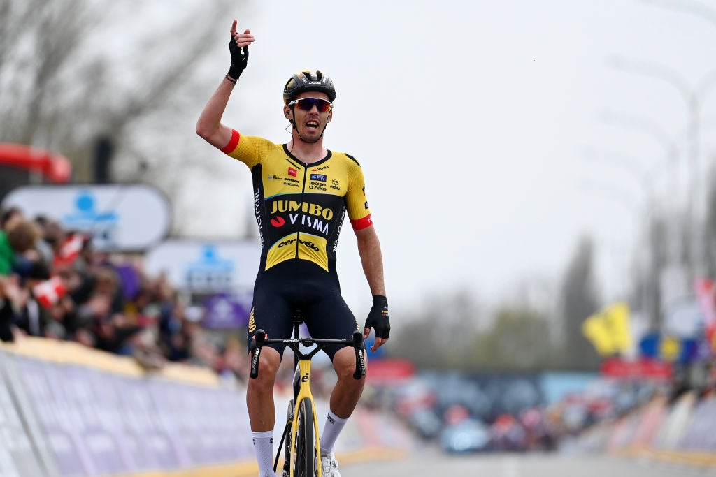 Christophe Laporte wins Dwars door Vlaanderen