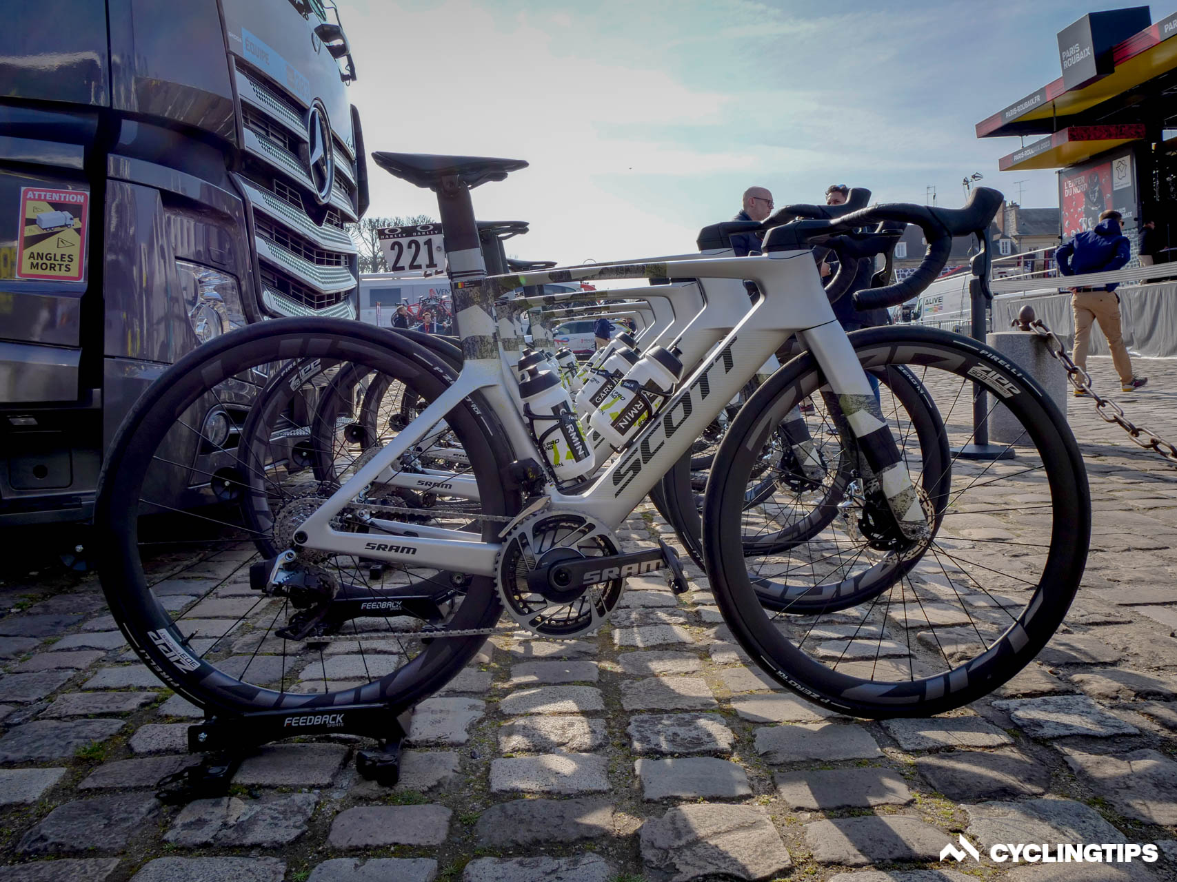 Team bike check: Q36.5 Pro Cycling's Scott Foil