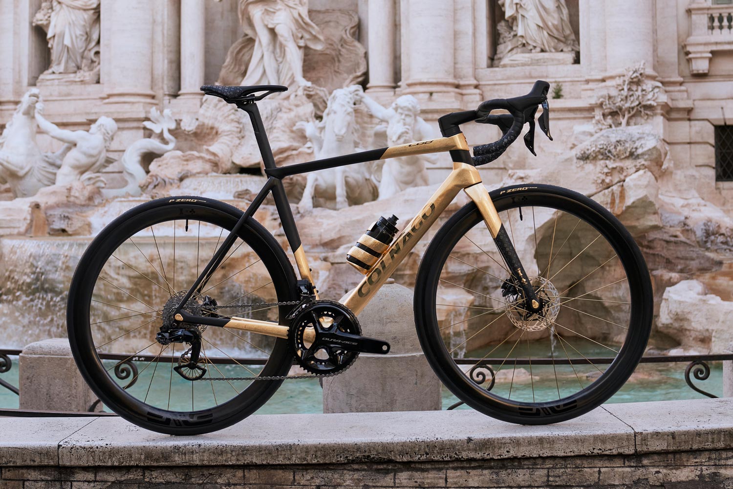 The Colnago Gioiello commemorates the Giro d'Italia with a whole