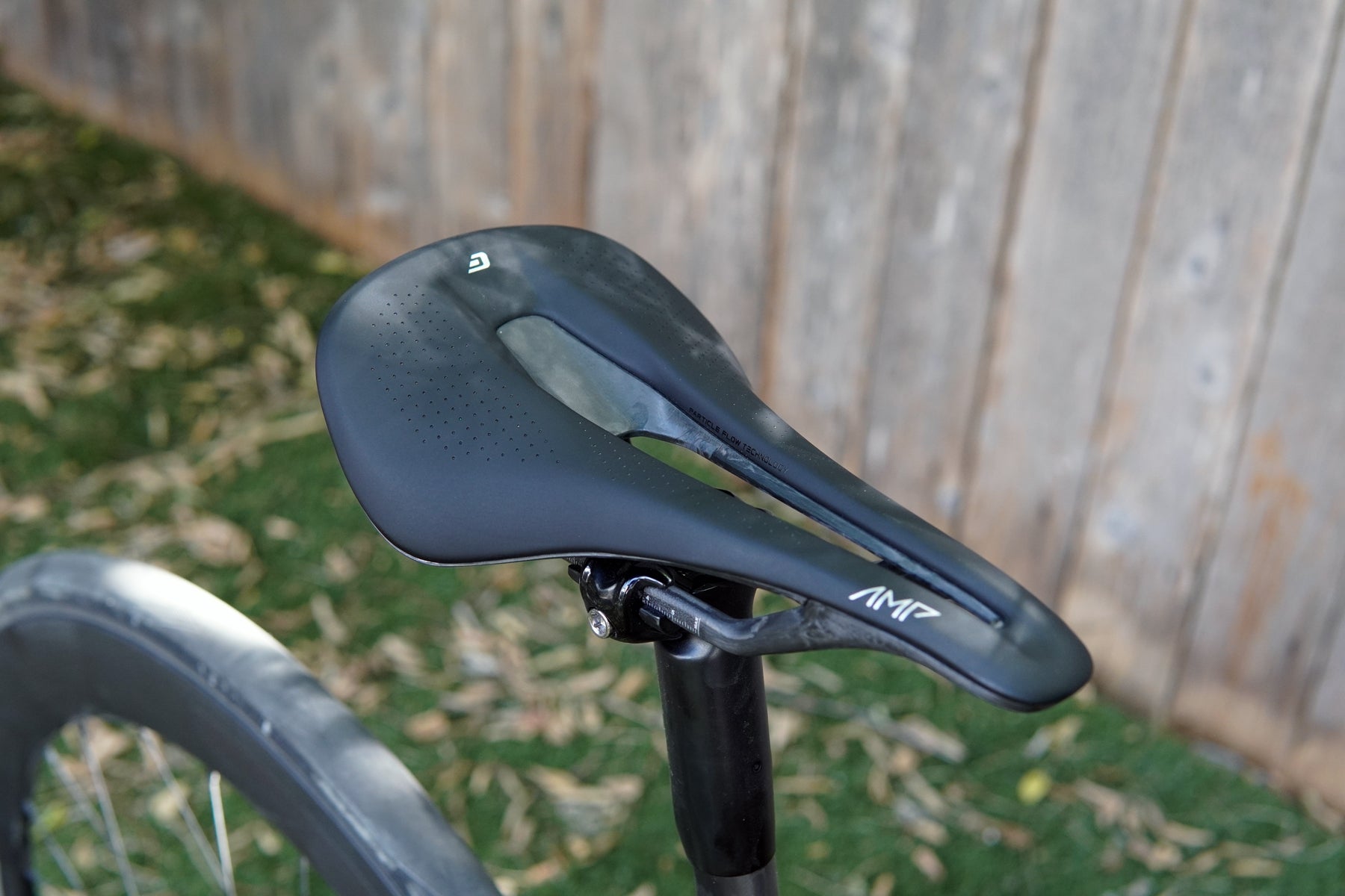 Cadex Amp saddle review: A comfortable 129 gram saddle