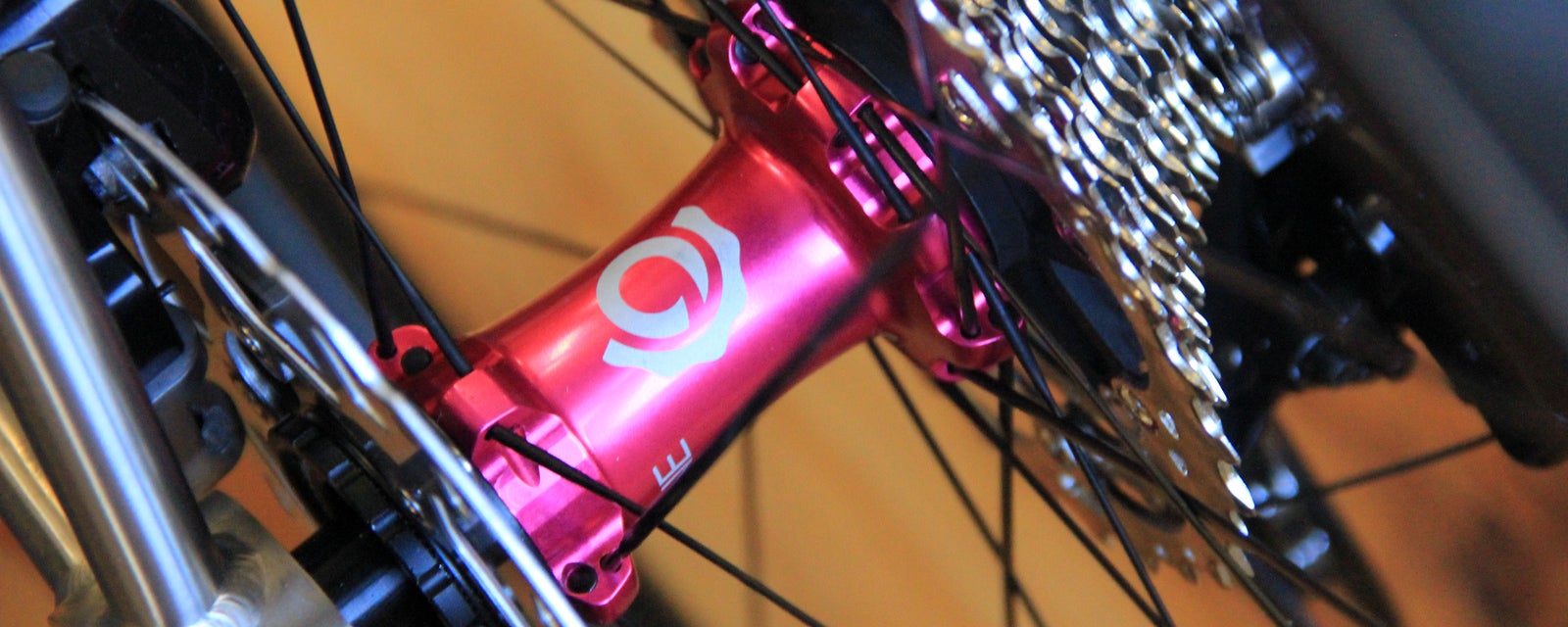 Industry Nine Teases Unreleased SOLiX Hubs & Carbon AR40 Wheels at