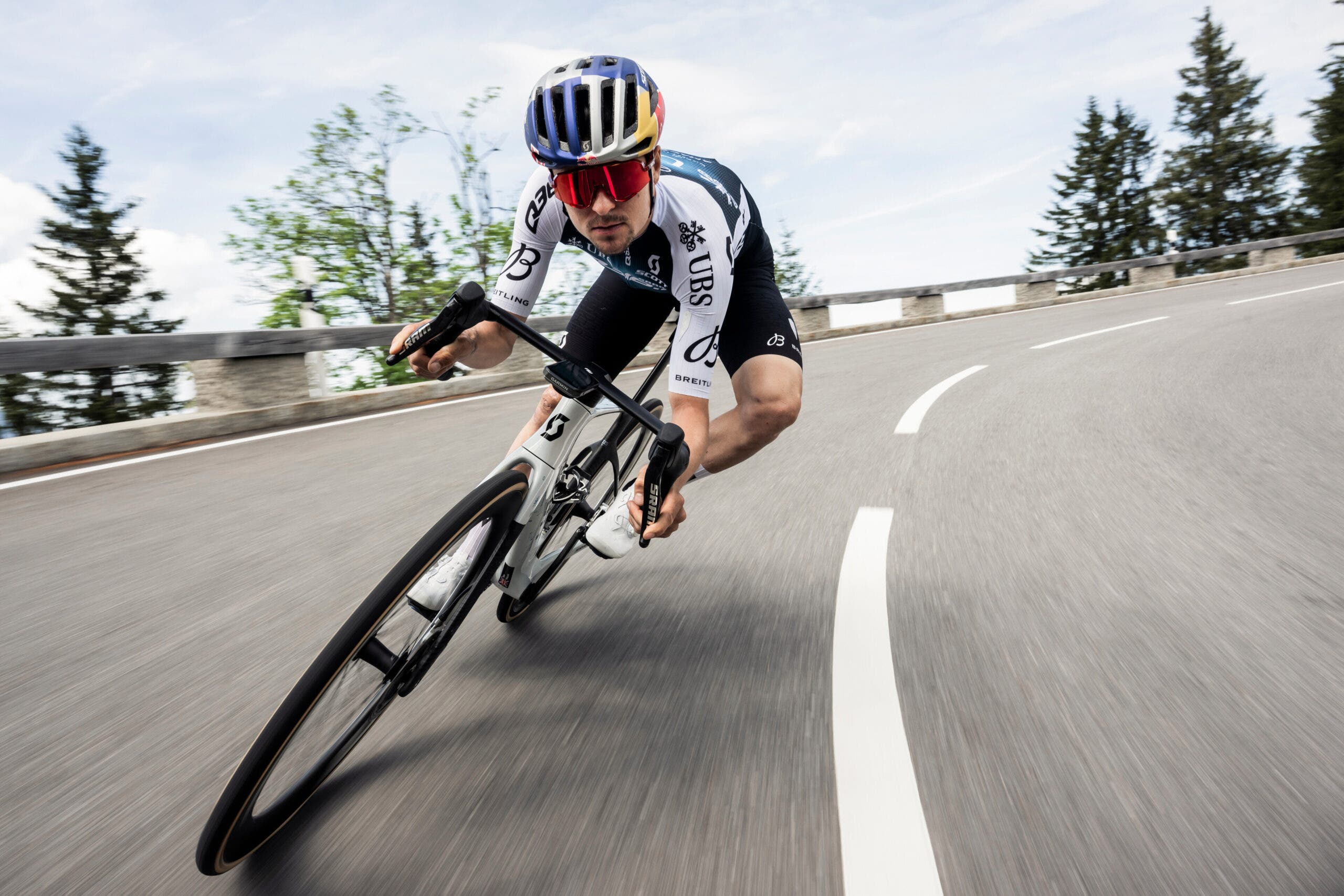 Tom Pidcock Smashes 115kph Personal Best in Red Bull Stunt