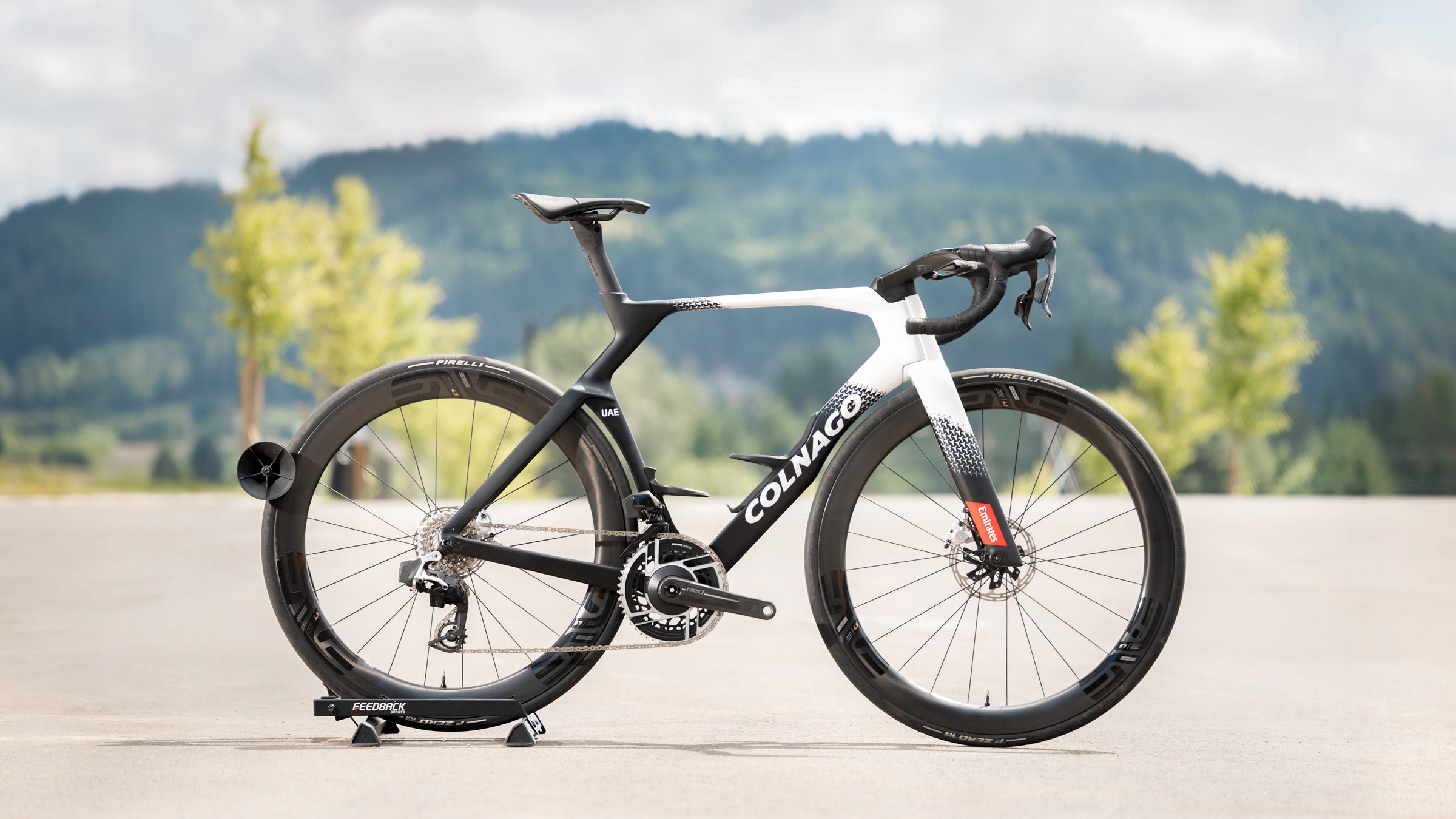 Buyer's Guide 2017: Colnago V1-r